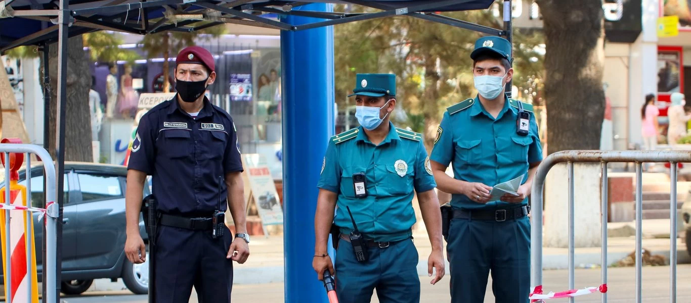 Ουζμπεκιστάν: Γυναίκα ξυλοκόπησε δύο άνδρες που την παρενόχλησαν και διώκεται για «χουλιγκανισμό»